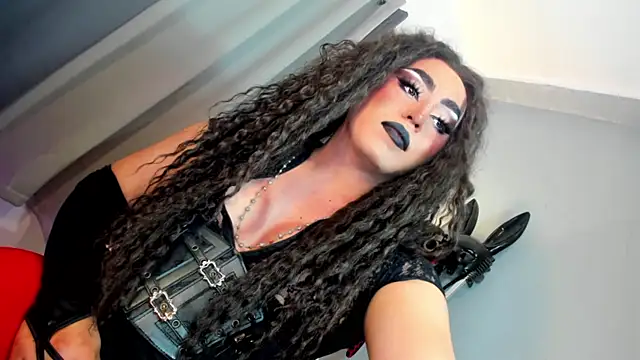 DominaAurumXXX webcam