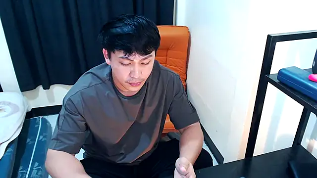 princejayx (M young) - always ready for a fetish and cum show