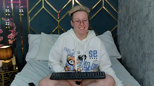 AlexandraGreen webcam