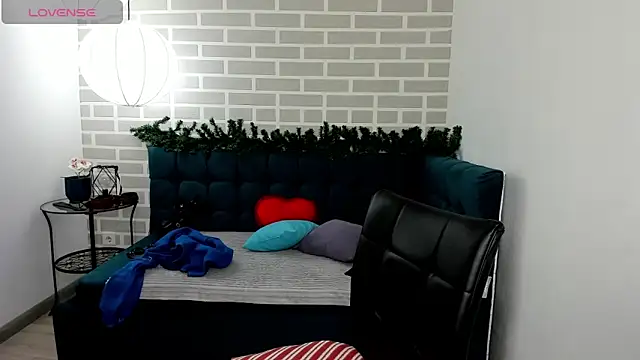 Linda_Insatiable webcam