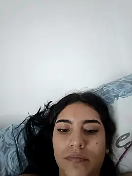 Selenajones_yb webcam