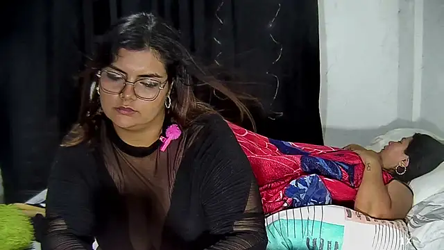 cute_slavehot webcam