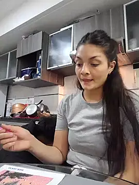 danielaeliana (G young) - Petee