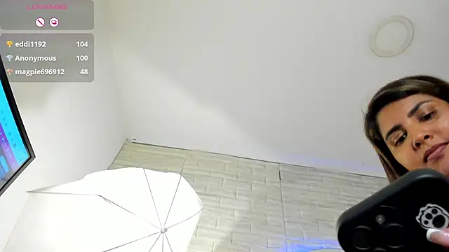 scarletbaker_ webcam