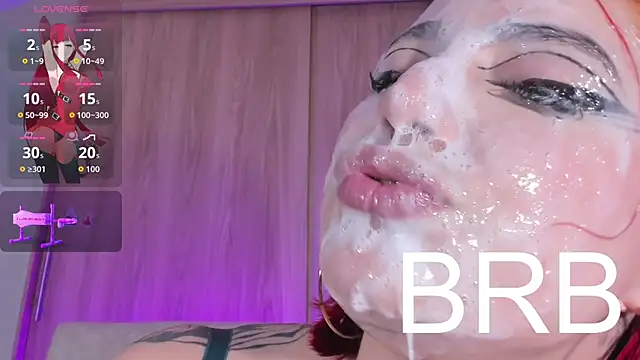 annika_taylor webcam