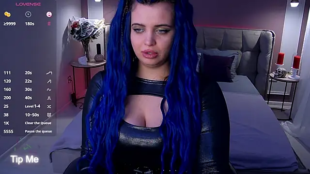 Miss_Maya_Mils webcam