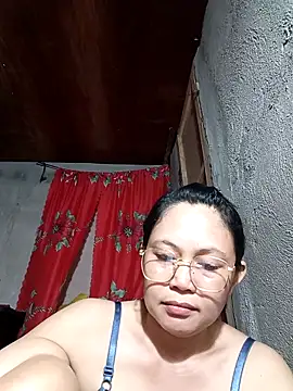 Everleigh_mom webcam