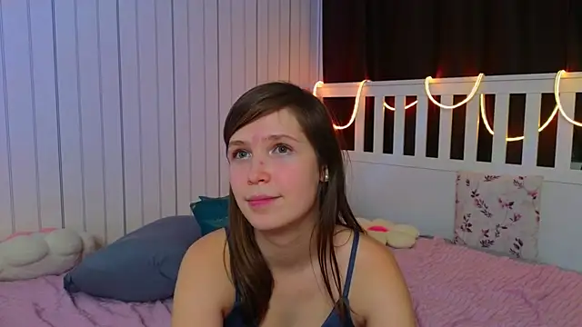 BeatrixCarIeton webcam