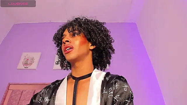 alaiasexygirl webcam