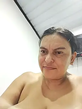 Horny-Mommy-Dirty webcam