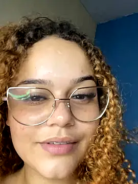 lolacavalona (F teen) - Brincar com dildo na bucetinha