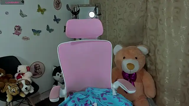 Hanna_latinaa webcam