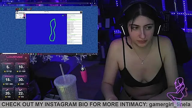 Gamergirl-Linela webcam