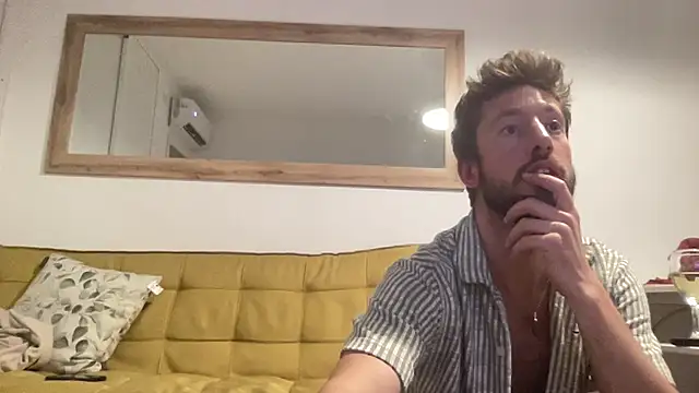 FallenAngelHottie webcam