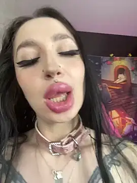 molly__moon (F young) - suck dildo sloppy