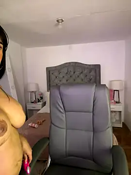 ashleyferrer (F young) - I ride your cock, my ass bounces🍆