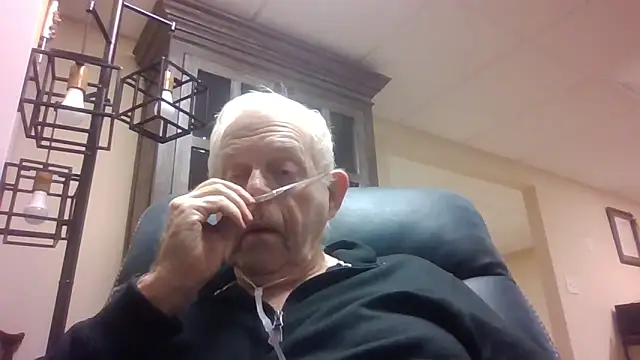 bootlegmanz (M grandpa) - #american #cam2cam #cheapest-privates #chunky #dirty-talk #ejaculation #grandpas #hd #jerk-off-instruction #masturbation #recordable-privates #sexting #small-audience #straight #white