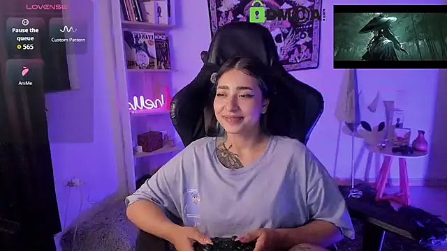 sweetcoralinee webcam