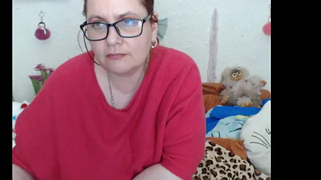 PlayfullMature webcam