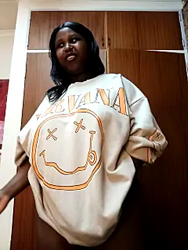 selys_nana - SELYS_NANA's free webcam - UK Sex Cams