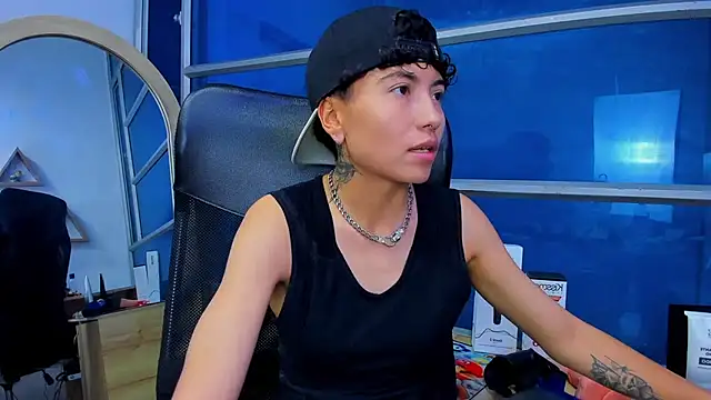 im_mathias (T young) - fingers in pussy