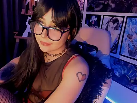 lilithmyers (F young) - spank ass