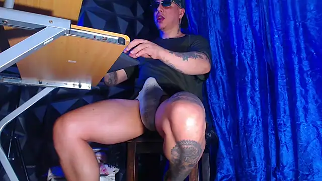 MONSTER_COCK_ webcam