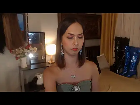 Nathalieheartt webcam