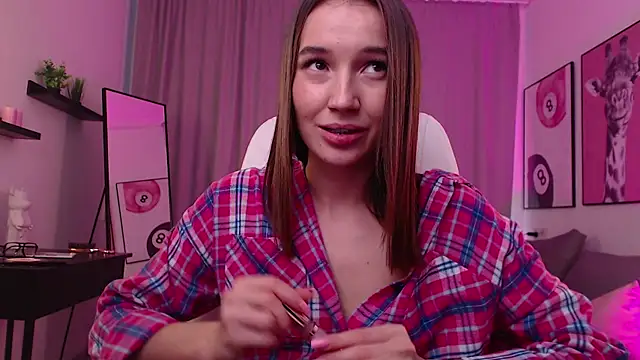 Bellla_Haddid webcam