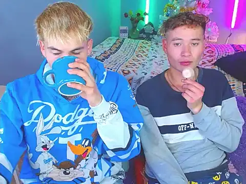 Latin_boysxxxx webcam