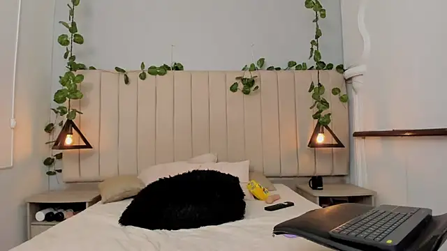 Amelia_Brixton webcam