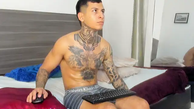 Andrew_sanders68 webcam