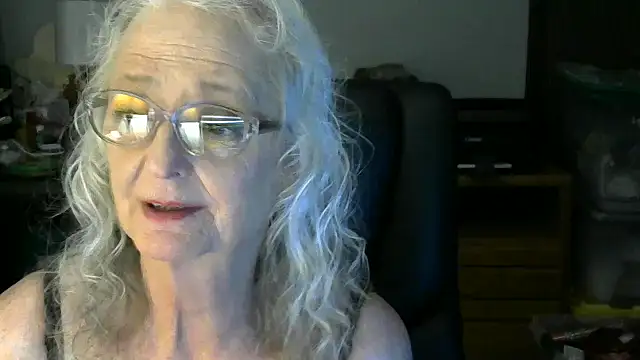 JoleneDelacroix webcam