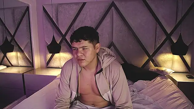 SophieAndLucas webcam