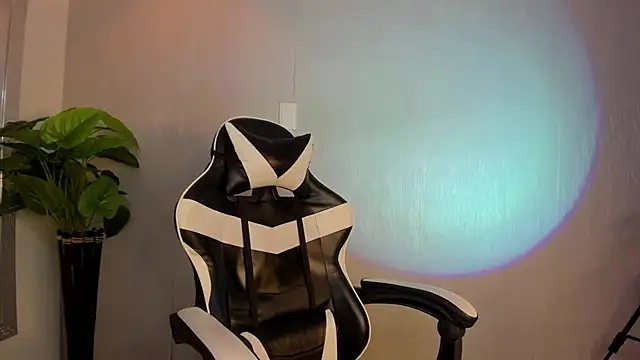 Isaac_Collins_ webcam