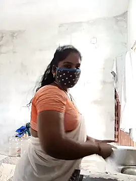 MaaliiiPonuTamil webcam