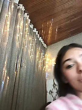 dreams_sophi (F teen) - naked 10min🔥