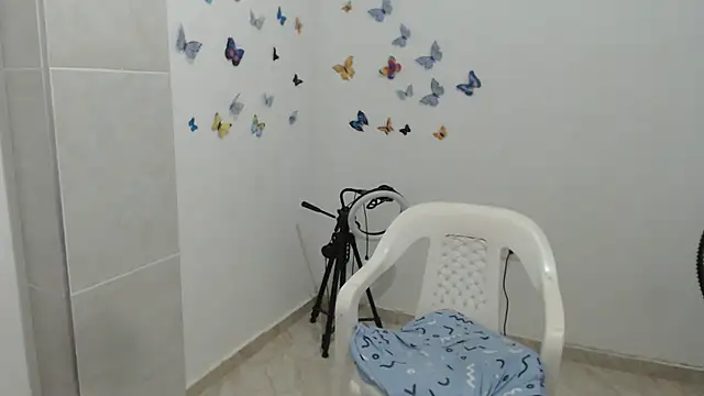 madonna101 (F mature) - Big squirts