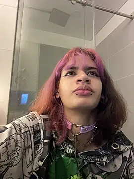 sukulaurens (F teen) - Show boobs