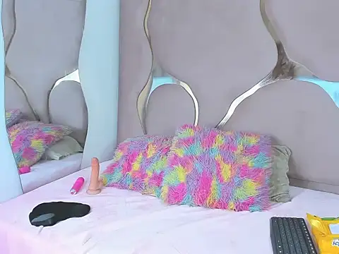 mylix69htx (F young) - fuck pussy with dildo