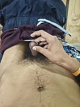 handsome_boy07 webcam