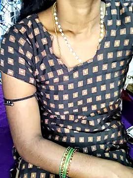 sarika-telugu Live Webcam on Stripchat