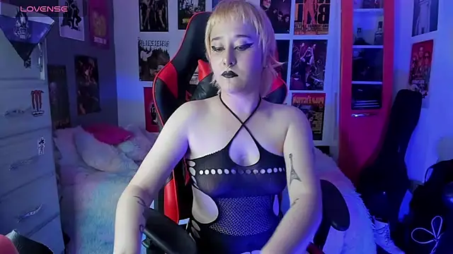 mistresscrowley666 webcam