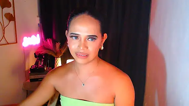 lorainnelustts (T young) - fill her up with love,confidence.and cum