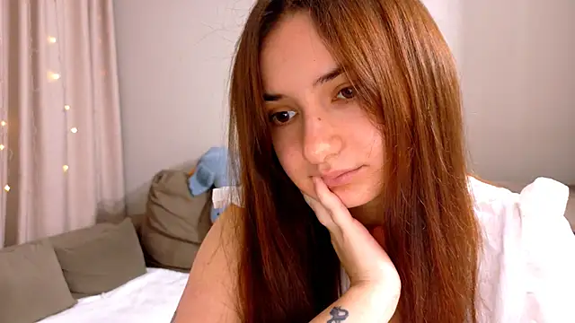 Lelia_Vibe webcam
