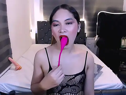 sylvannia_cumslut webcam