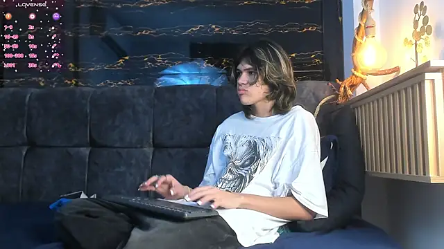 Diamond_twink webcam