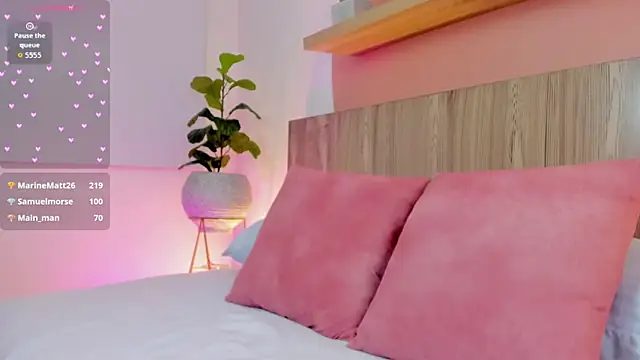 nina_blake - Nina_blake's free webcam - UK Sex Cams