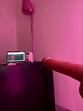 izanmiller2001 webcam