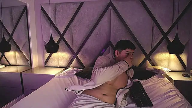 SophieAndLucas webcam